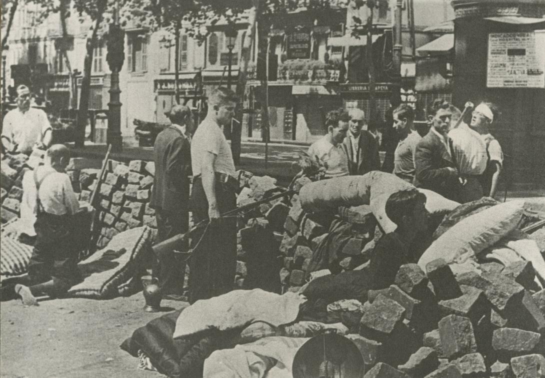 barcelona barricade